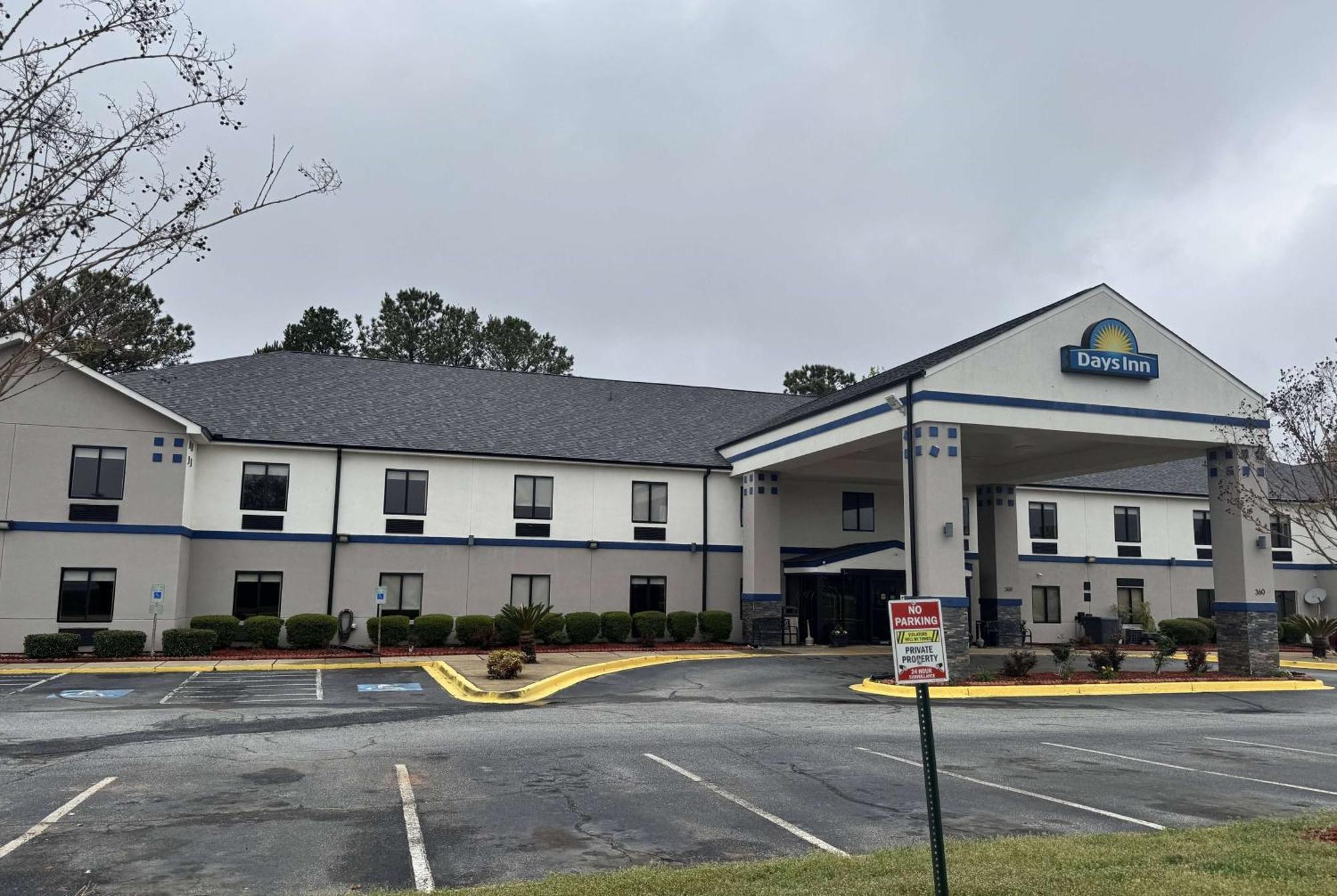 Days Inn By Wyndham Mauldin/Грийнвил Екстериор снимка
