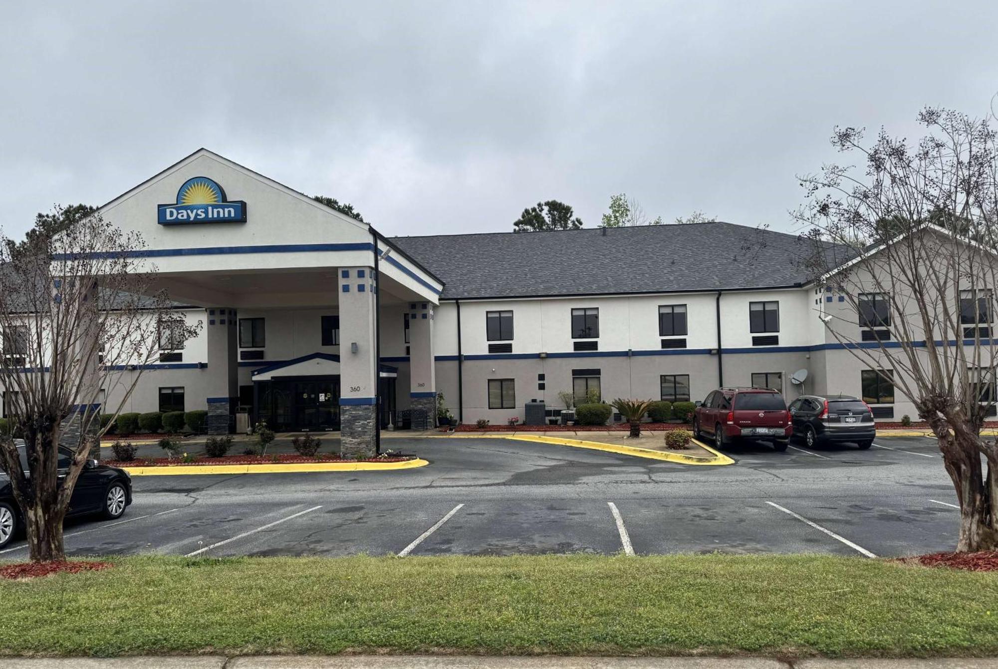 Days Inn By Wyndham Mauldin/Грийнвил Екстериор снимка